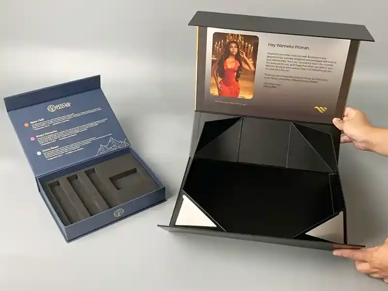 Magnetic folding gift box compared with rigid magnetic presentation box